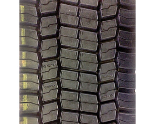 315/70R22.5 Novatyre (наварка) NDH 154/150L Вантажна ведуча шина